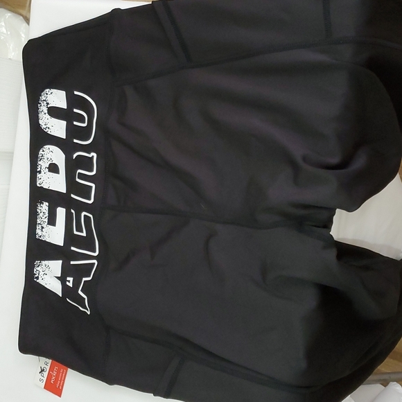 NWT AEROPOSTALE HIGHRISE SPORT CAPRI - Picture 4 of 6